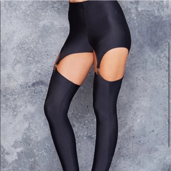 Blackmilk BM Suspenders Suspender Legs Leggings - Picture 4 of 4